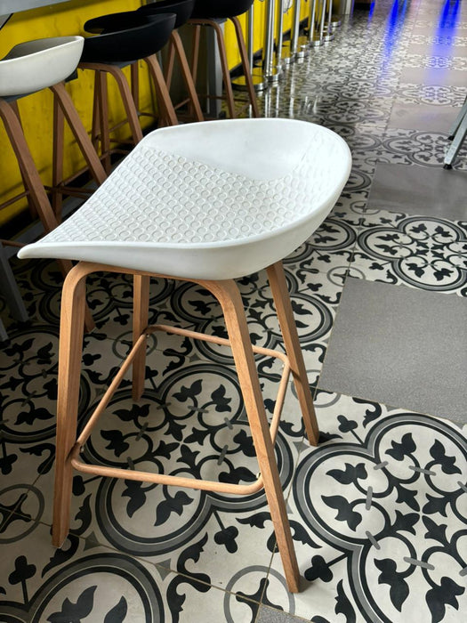 Bar Stool Chair in White Colour